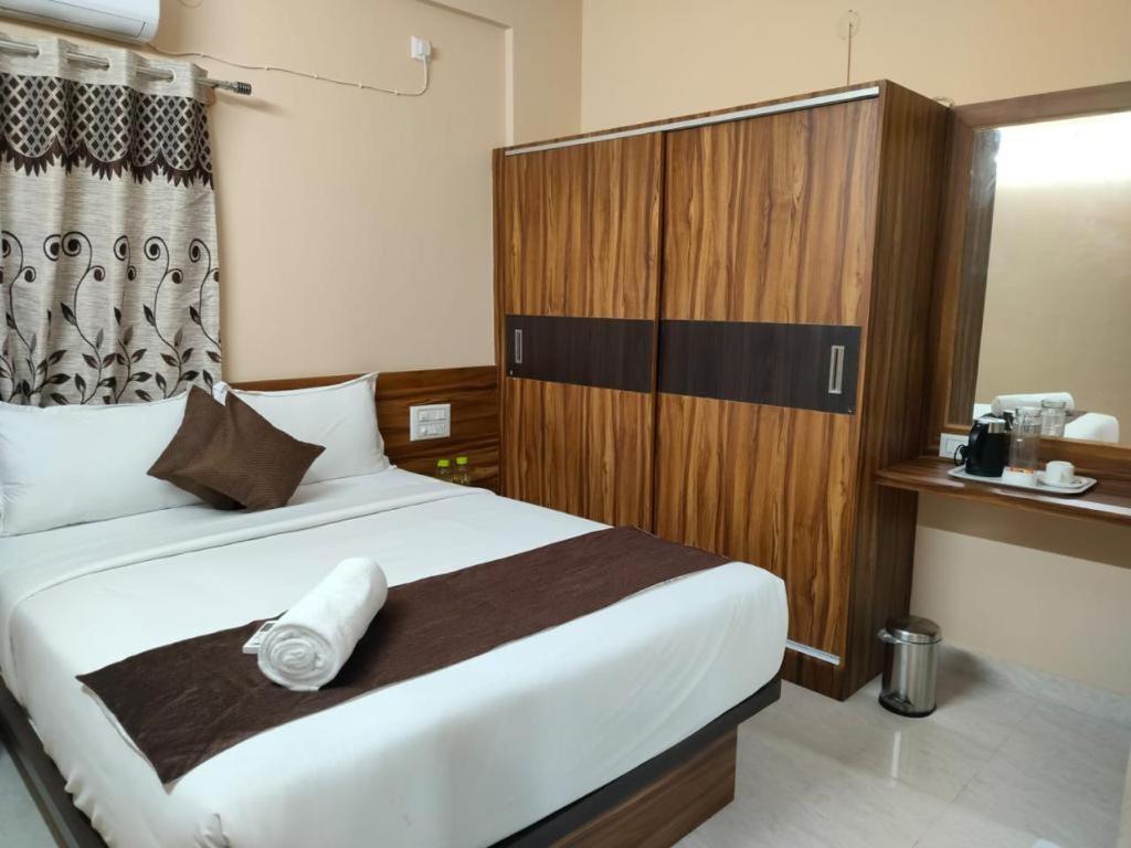Golden Chariot 1Bhk Flat Manyata Tech Park Bangalore Exterior foto